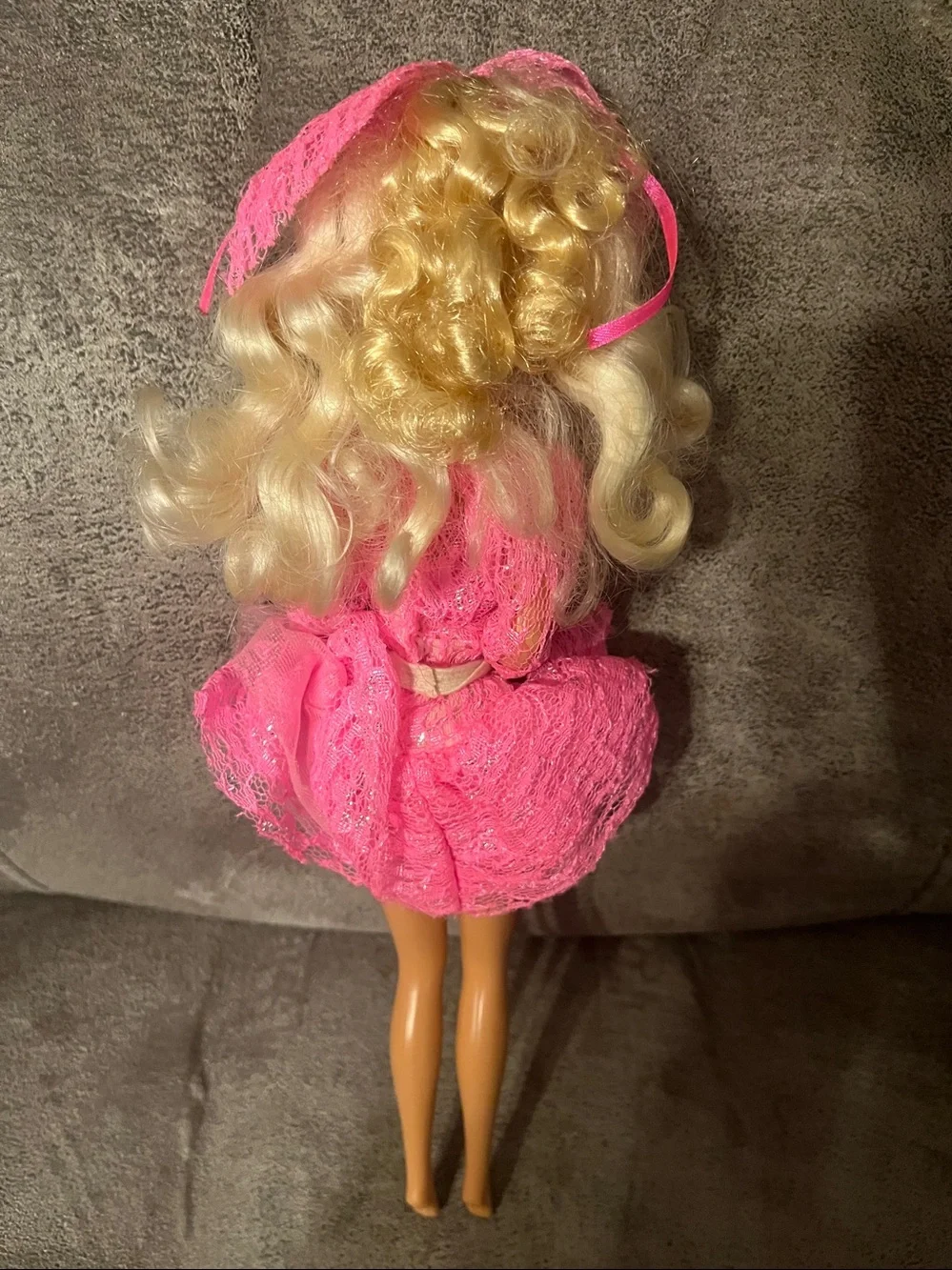 Vintage 1990 Mattel Lights and Lace Barbie Doll #9725